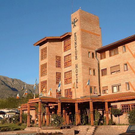 Kuntur Hotel Капила дел Монте Екстериор снимка