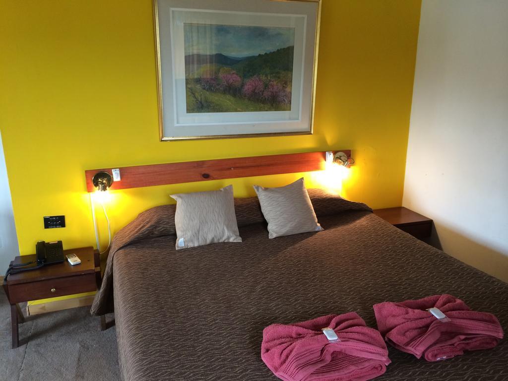 Kuntur Hotel Капила дел Монте Стая снимка